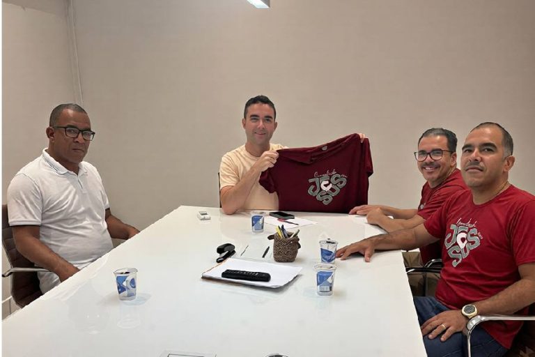 Cidade se prepara para grande Caminhada para Jesus: Projeto Evangelístico é apresentado a prefeito e vereador