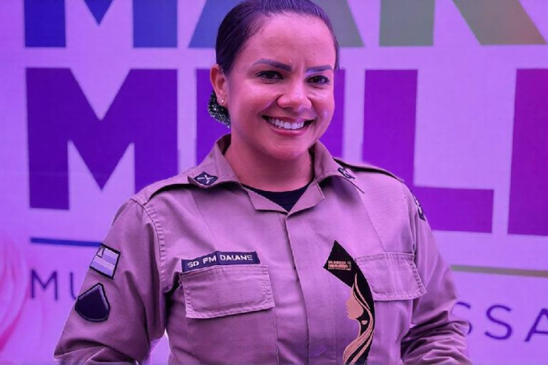 Policial militar é homenageada durante sessão do Março Mulher em Brumado