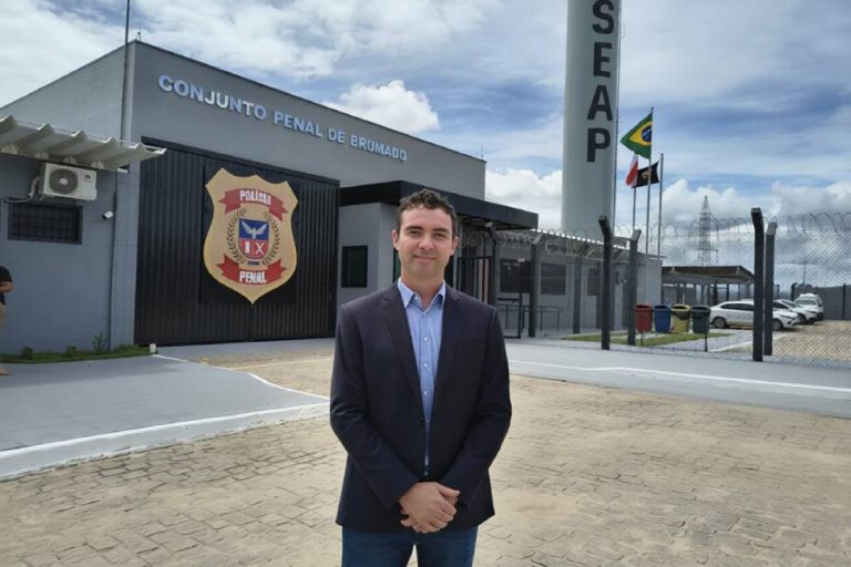 Prefeito destaca queda da criminalidade e defende ressocialização como caminho para segurança em Brumado