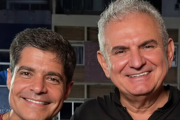 Prefeitos articulam debandada na Bahia e fortalecem grupo de ACM Neto após novas alianças políticas