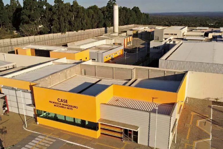 Rebelião em unidade socioeducativa nesta segunda-feira deixa rastro de destruição em Conquista