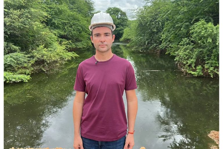 Prefeito promete fim da poluição do Rio do Antônio e anuncia investimento milionário em saneamento em Brumado