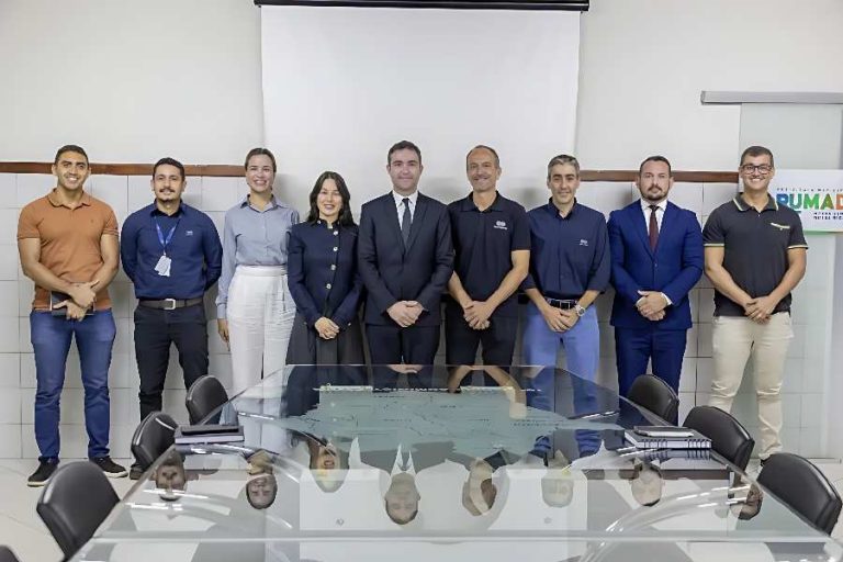 Fabrício Abrantes se reúne com diretoria da RHI Magnesita para discutir parcerias em Brumado