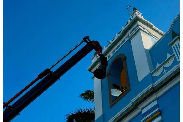 Igreja do Bom Jesus instala novo sino e prepara celebração especial em Brumado