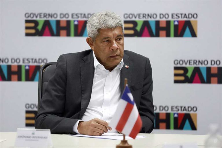 Jerônimo libera empréstimo bilionário da Embasa e dívida já supera R$ 32 bilhões