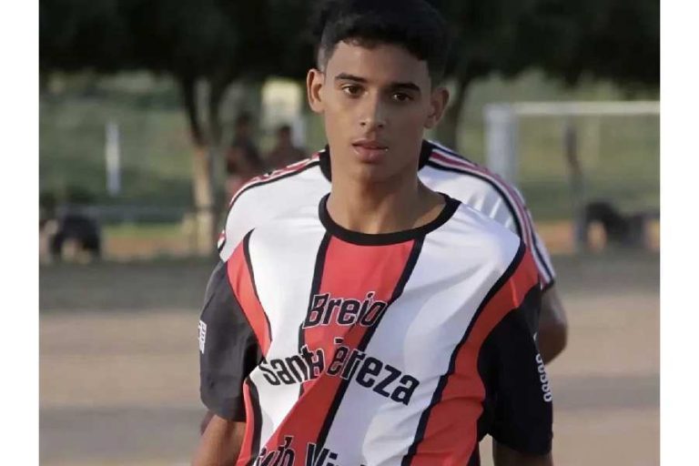 Jogador Hiago Viana morre neste sábado em Paramirim e comove o futebol baiano