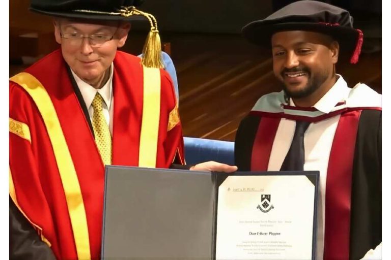 Baiano que trabalhou como flanelinha conquista PhD em universidade da Austrália
