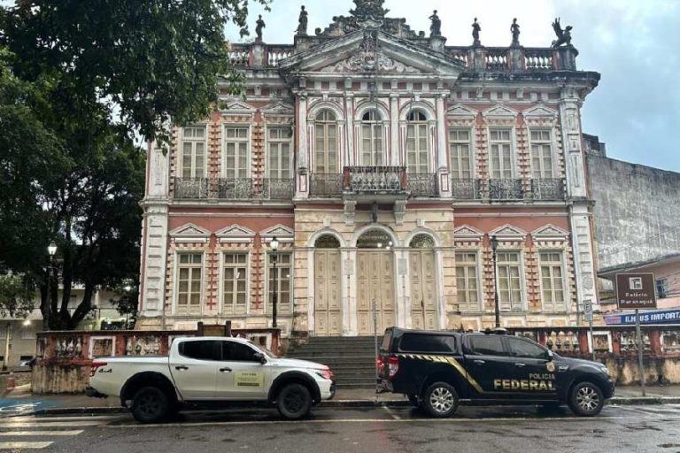 PF faz operação contra suspeita de fraude milionária na merenda escolar em Ilhéus