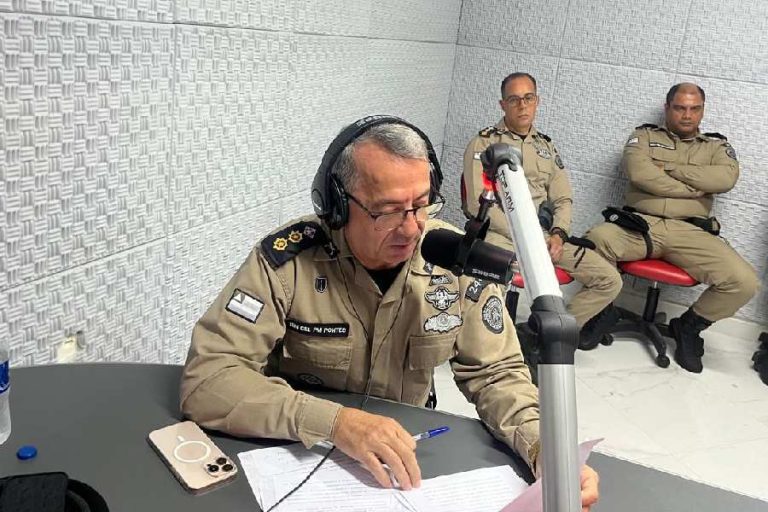 Rádio Câmara estreia programa que aproxima Polícia Militar da comunidade em Brumado