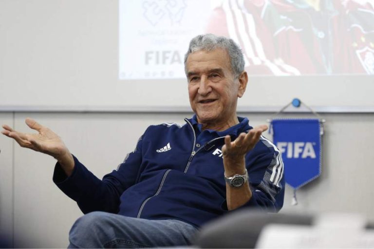 Ex-técnico da Seleção Brasileira, Parreira é internado no Rio e preocupa torcedores brasileiros