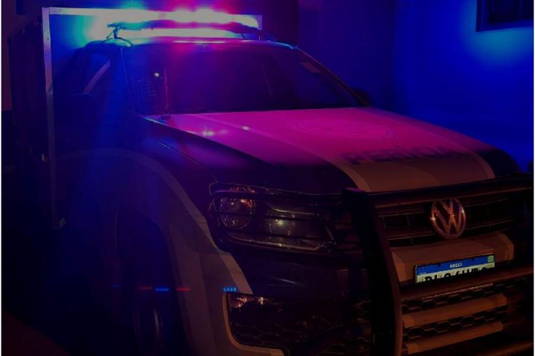 Motorista morre após ser arremessado de carro durante capotamento em Piripá