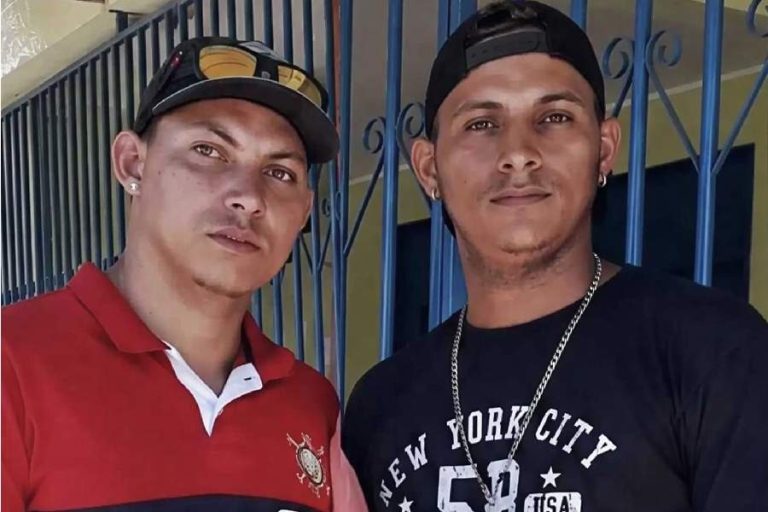 Irmãos são executados após briga em bar e suspeito foge em Urandi