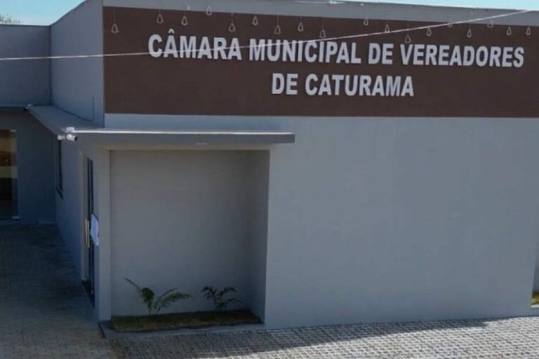 Justiça suspende julgamento das contas de ex-prefeito de Caturama