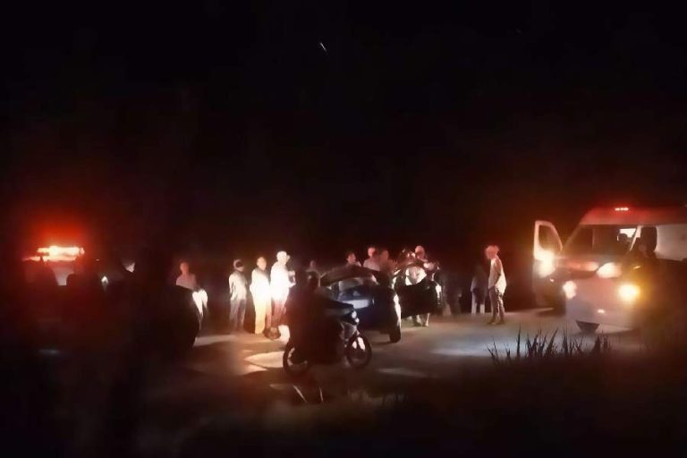 Motociclista morre após bater em animal na BR-116 perto do Aeroporto Glauber Rocha