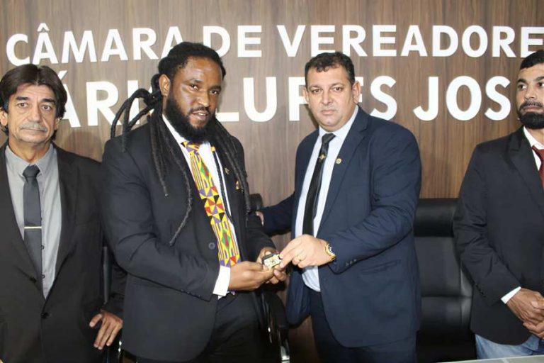 Professor Jânio assume vaga na Câmara de Ituaçu e passa a integrar Legislativo municipal