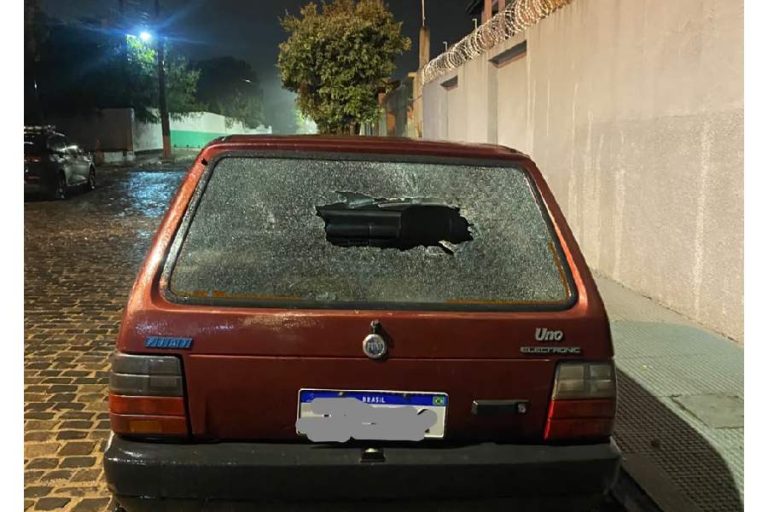 Briga generalizada durante São Pedro em Aracatu deixa mulher ferida e carro depredado