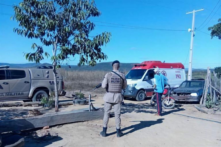 Homem é levado à delegacia após denúncia de violência doméstica na zona rural de Barra da Estiva