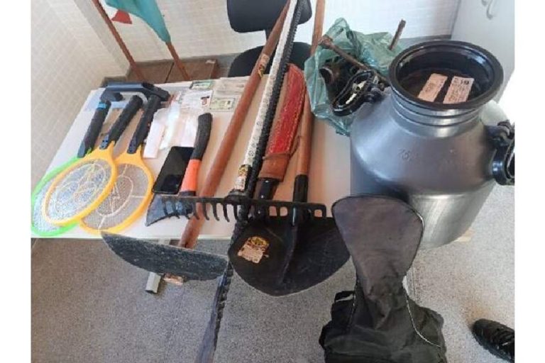 PM prende suspeito de furto e recupera bateria e ferramentas de veículo em Palmas de Monte Alto