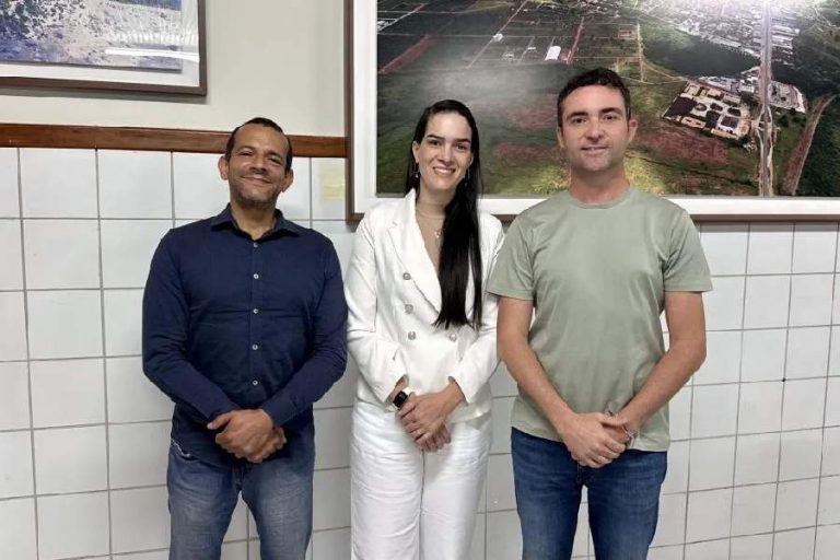 Prefeitura de Brumado anuncia Gleica Chaves como nova secretária de Saúde