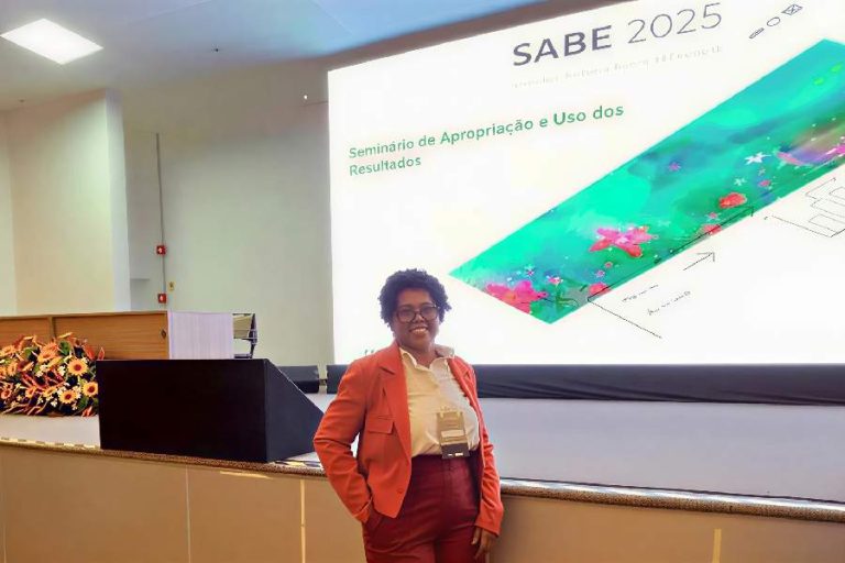 Secretária de Educação de Brumado acompanha apresentação dos resultados do SABE 2025