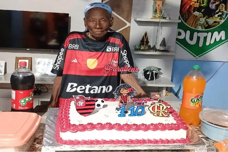 Aos 110 anos, quilombola de Ibicoara mantém lucidez e rotina ativa