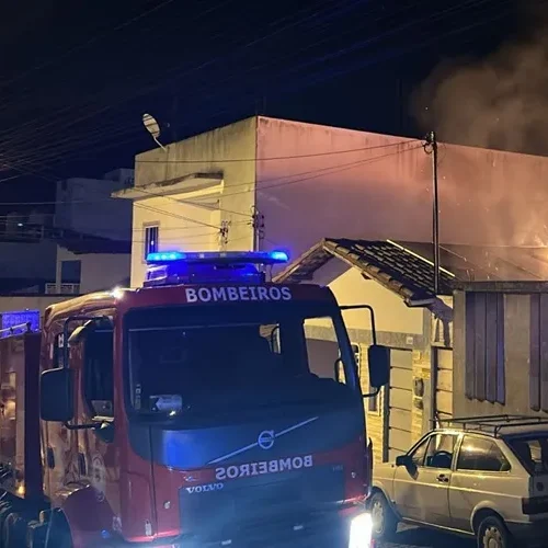 Homem ateia fogo em casa da ex-sogra e é encontrado morto após o crime em Brumado