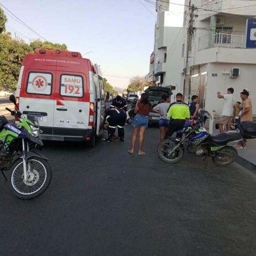 Acidente em Guanambi deixa homem ferido após colisão entre moto e carro