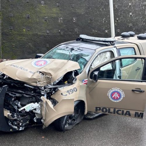 Acidente grave com viatura mobiliza Samu e Graer; dois policiais estão em estado grave