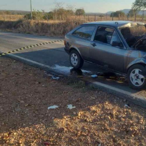 Acidente grave deixa um morto e quatro feridos em Caturama