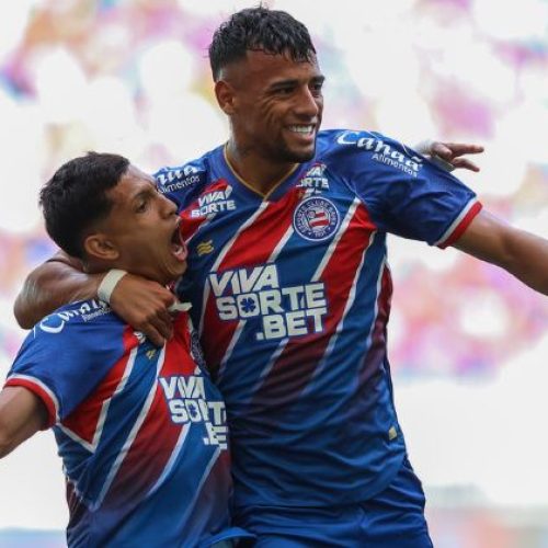 Bahia atropela o Colo-Colo com direito a hat-trick de Lucho Rodríguez