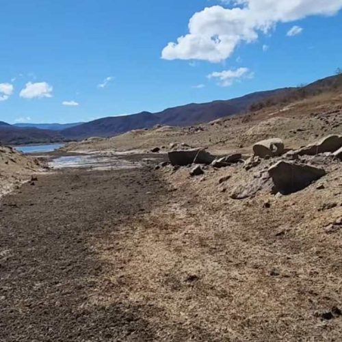 Barragem do Zabumbão registra nível crítico e ameaça 8 cidades da Bacia do Paramirim