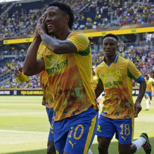 Brasileiro supera Messi e vence prêmio de gol mais bonito do Mundial de Clubes