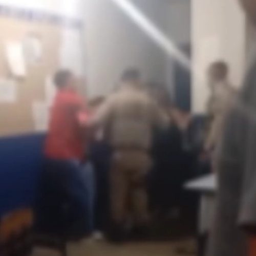 Briga na delegacia de Livramento viraliza em vídeo registrado por testemunhas
