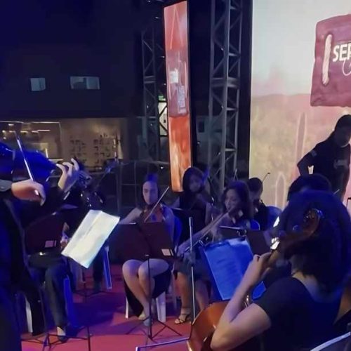 Brumado abre 1º Festival de Música Erudita e transforma praça em palco cultural