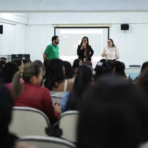Brumado realiza 1º encontro presencial do curso PDDE com foco em gestão e transparência nas escolas