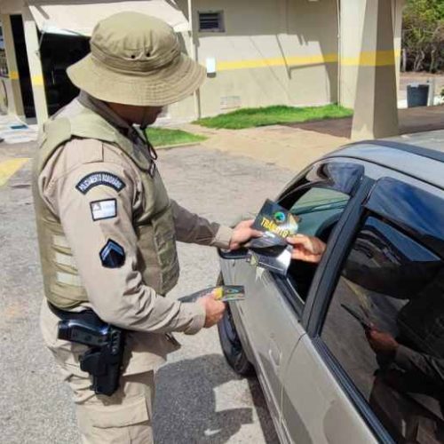 CIPRv reforça fiscalização no São João com bafômetros, panfletos e blitzes educativas