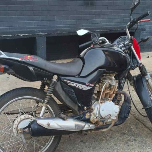CIPRv apreende motocicleta com restrição de furto