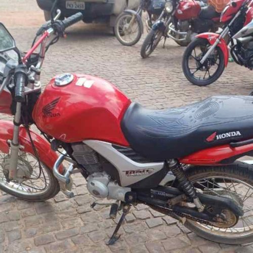 CIPRv/Brumado apreende motocicleta com restrição judicial em Tanhaçu