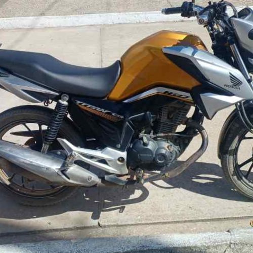 CIPRv/Brumado apreende veículos com adulterações e restrição de roubo em Tanhaçu