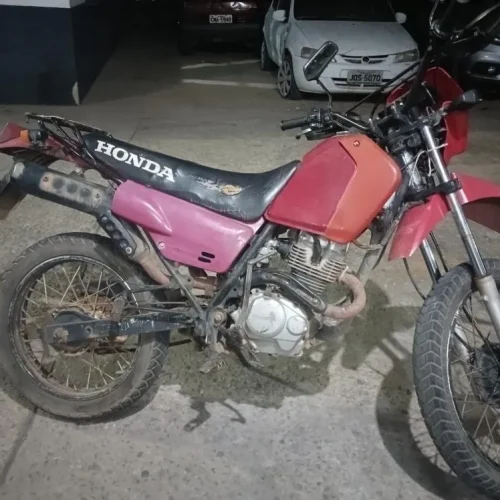 CIPRv/Brumado recupera motocicleta roubada com chassi adulterado durante blitz na BA-262