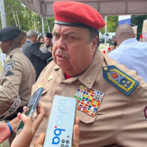 Cadeira com mel: ‘O que foi que eu errei para ser exonerado’, diz ex-comandante Marchesini