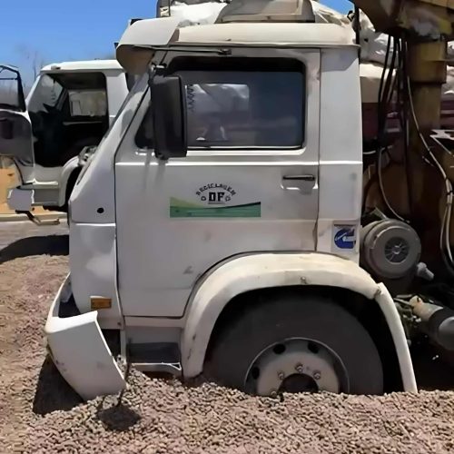 Caminhão perde freios e área de escape evita tragédia em Ituaçu