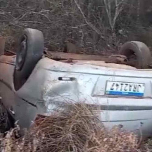 Carro tomba na BA-617 entre Caculé e Ibiassucê