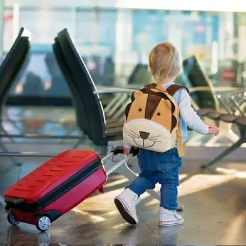 Cartórios da Bahia oferecem autorização de viagem para menores 100% online