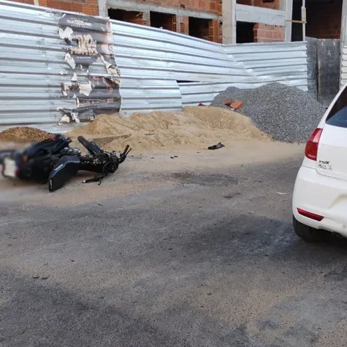 Colisão entre carro e moto em Guanambi deixa ferido e condutor autuado por embriaguez
