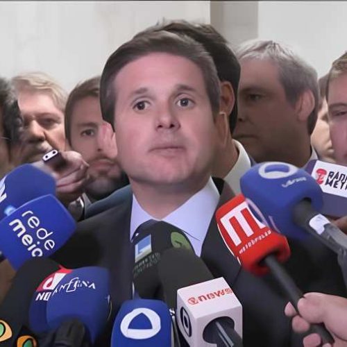 Conflito entre Câmara e Planalto esquenta debate sobre anistia do 8 de Janeiro