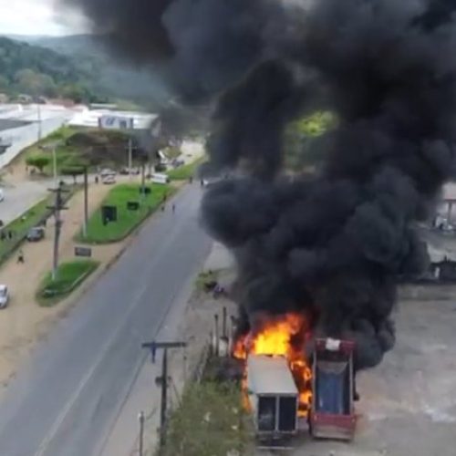 Descarga elétrica mata motorista e interrompe energia após acidente em Gandu
