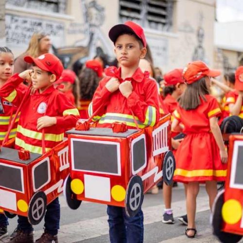 Desfile da Independência em Brumado exalta cultura, trabalhadores e marca a gestão Fabrício Abrantes