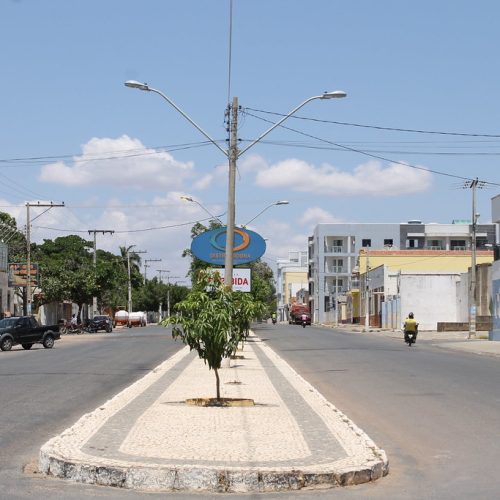 Dois suspeitos furtam mulher após saque bancário em Guanambi