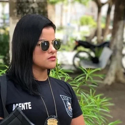 Ex-diretora de presídio na Bahia é acusada de ligação com facção e romance com detento